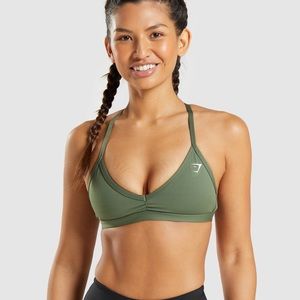 NWT GYMSHARK Minimal Sports Bra Low Support - Core Olive medium sexy cleavage M
